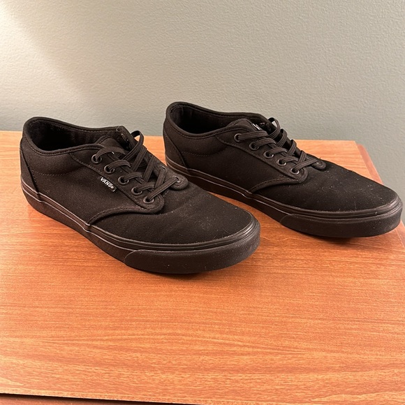 Men’s Vans Atwood Low Top Sneaker Black Size 9.5 - Picture 4 of 9